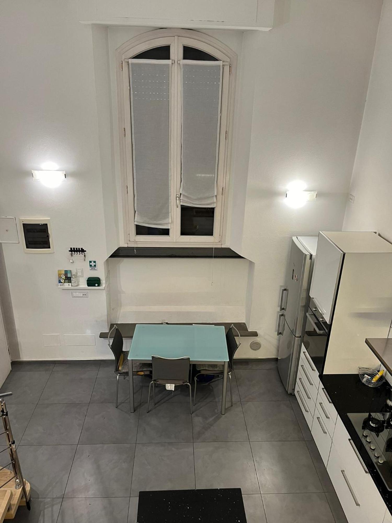 Exquisite 2br Nearby Borgo San Frediano Appartamento *