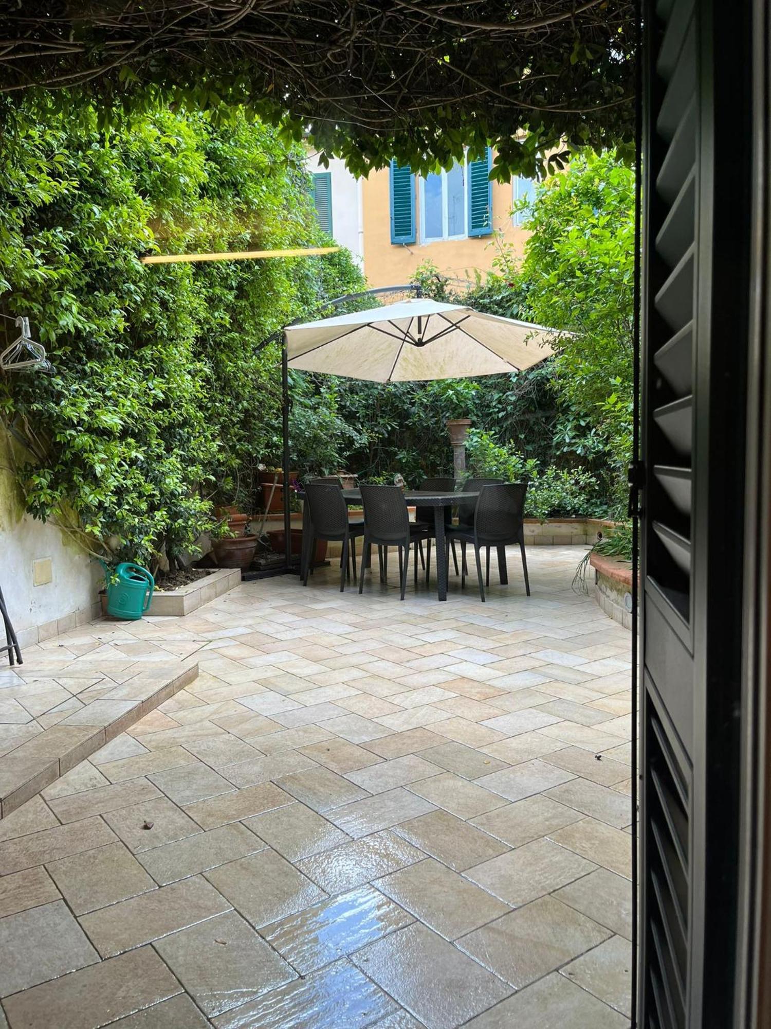 Appartamento Exquisite 2br Nearby Borgo San Frediano Firenze